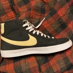 Nike | Shoes | Nike Fig 3 Blazer Mid 77 | Poshmark display picture 3